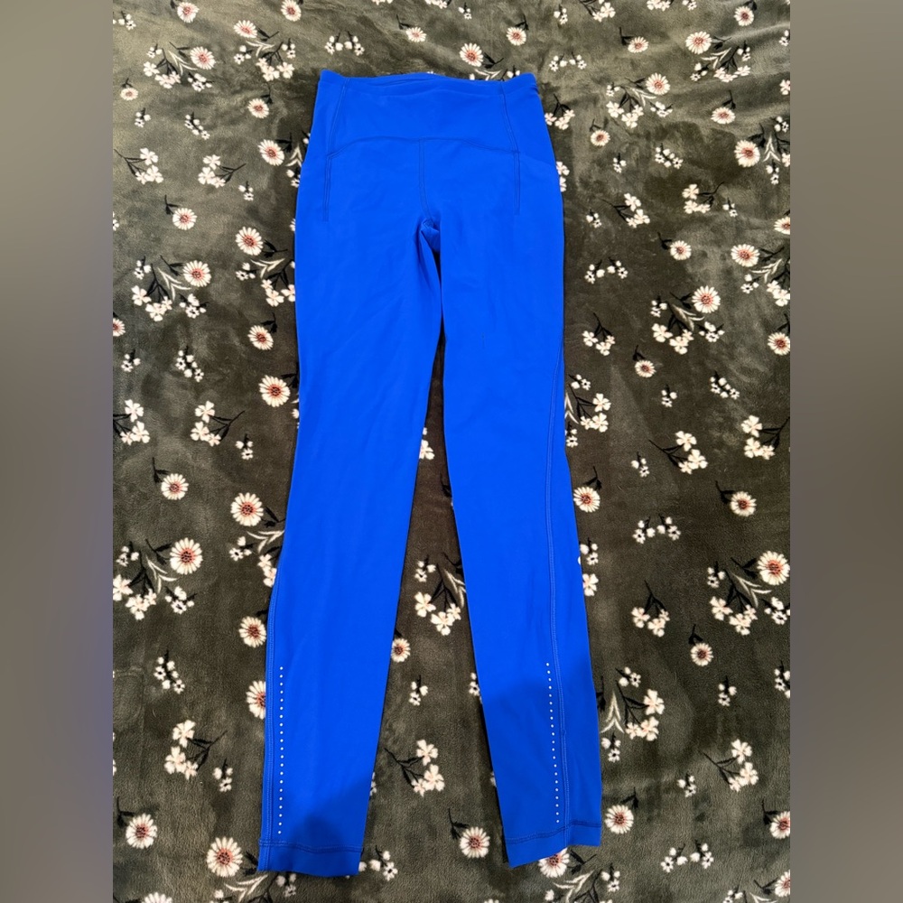 Blue Lululemon aligned leggings